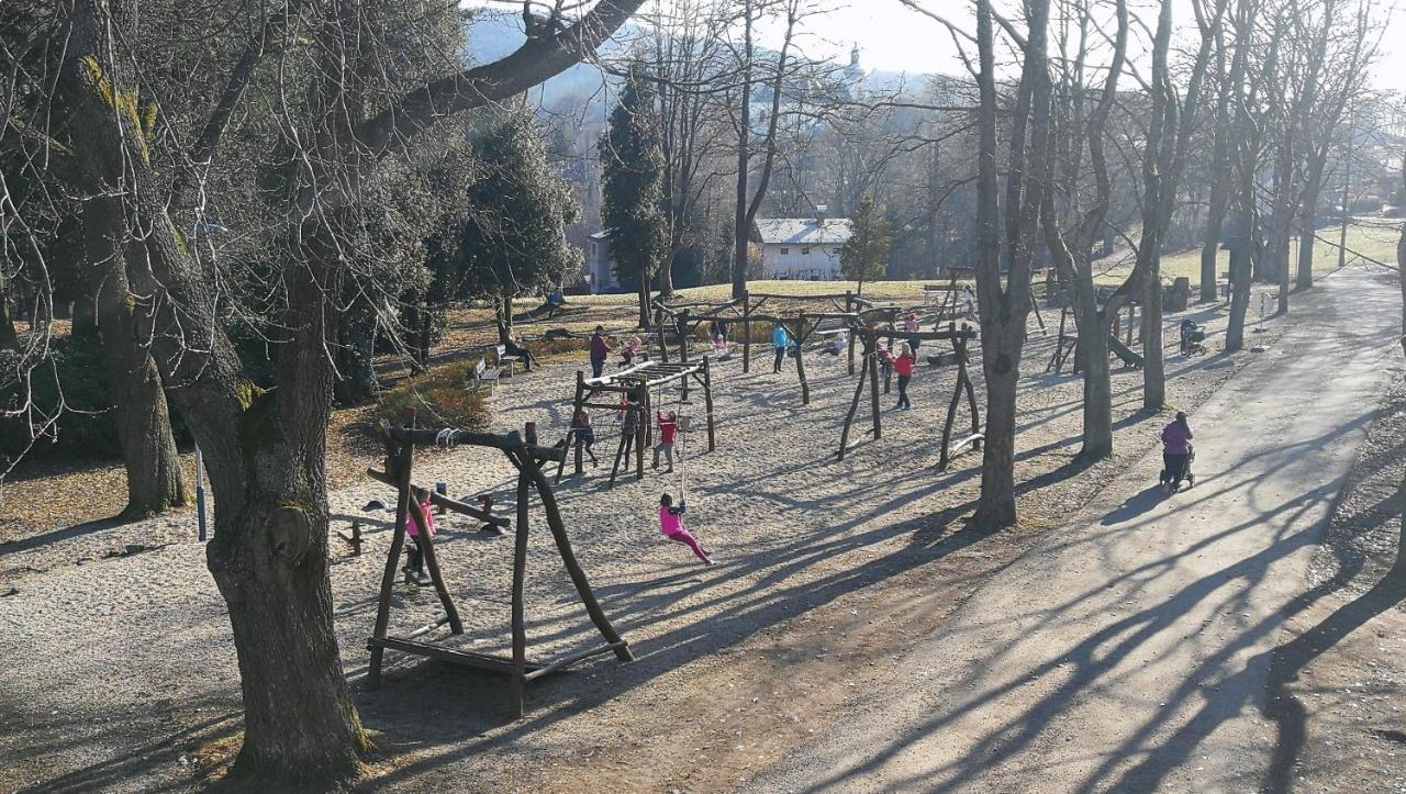 Parkhotel Смржовка Экстерьер фото
